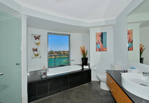 A 406 FANTASTIC OCEAN BEACH And MARINA VIEW APT - MANDURAH - Your Accommodation 30