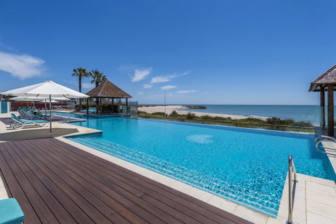 A 406 FANTASTIC OCEAN BEACH And MARINA VIEW APT - MANDURAH - Your Accommodation 1