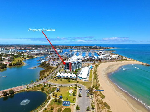 A 406 FANTASTIC OCEAN BEACH And MARINA VIEW APT - MANDURAH - Your Accommodation 27