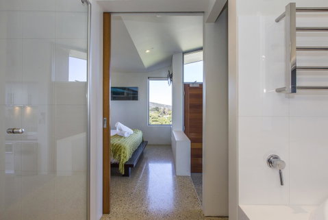 Aquatic Visions - Your Accommodation 4
