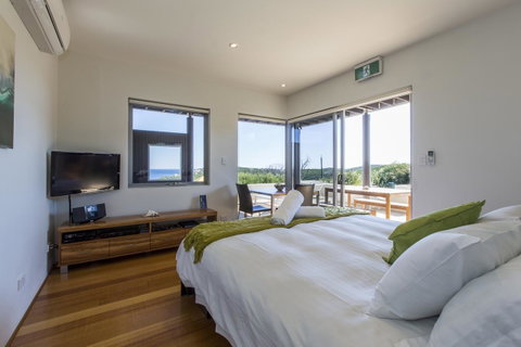 Aquatic Visions - Your Accommodation 27
