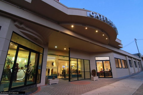 Gateway Hotel By Nightcap Plus - Your Accommodation 11