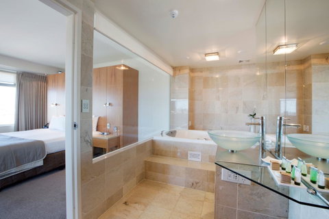 Gateway Hotel By Nightcap Plus - Your Accommodation 31