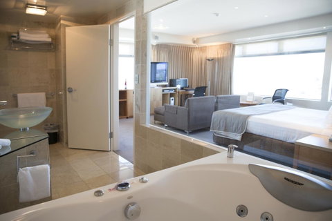 Gateway Hotel By Nightcap Plus - Your Accommodation 15