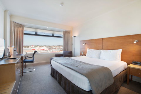 Gateway Hotel By Nightcap Plus - Your Accommodation 4