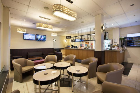 Gateway Hotel By Nightcap Plus - Your Accommodation 10
