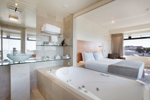 Gateway Hotel By Nightcap Plus - Your Accommodation 18