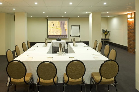 Gateway Hotel By Nightcap Plus - Your Accommodation 43