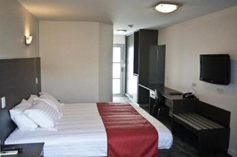 Brighton Hotel Motel - Your Accommodation 10