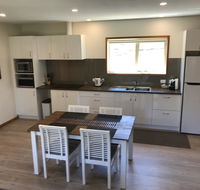 Loma Cottages - Your Accommodation