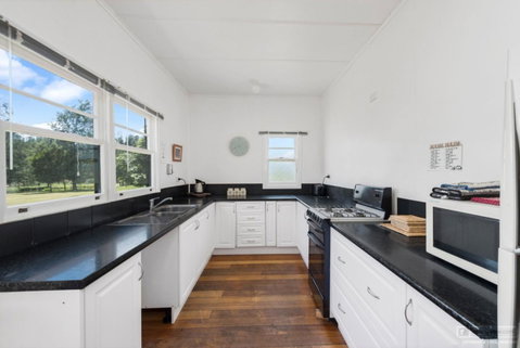 Giants Table And Cottages - Your Accommodation 28