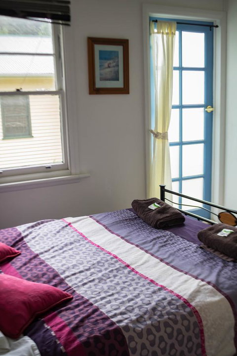 Giants Table And Cottages - Your Accommodation 15