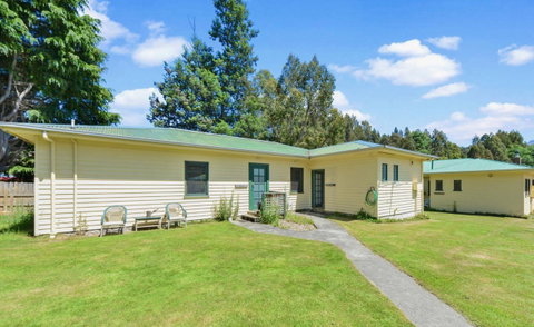 Giants Table And Cottages - Your Accommodation 10