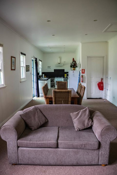 Giants Table And Cottages - Your Accommodation 5