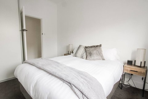 49 Pedder - Your Accommodation 3