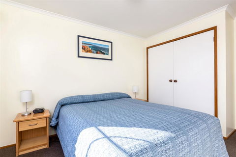 Riverfront Motel & Villas - Your Accommodation 41