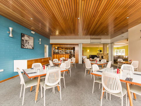 Riverfront Motel & Villas - Your Accommodation 6