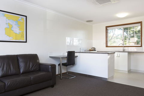 Riverfront Motel & Villas - Your Accommodation 18