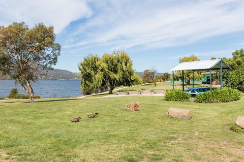 Riverfront Motel & Villas - Your Accommodation 7