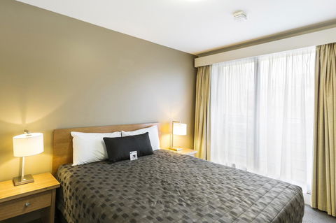 The Old Woolstore Apartment Hotel - Your Accommodation 18