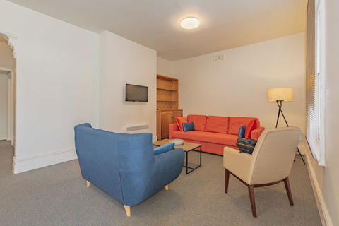 4 Bedroom House - Hobart CBD - Free Parking - Free WIFI - Your Accommodation 22