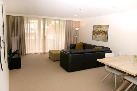 Salamanca Inn - Your Accommodation 35