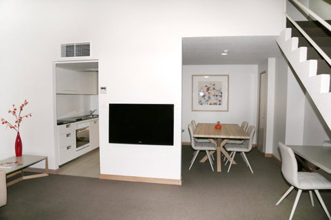 Salamanca Inn - Your Accommodation 24