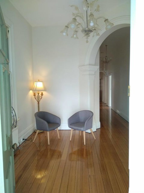 Riverbank Villa - Your Accommodation 20
