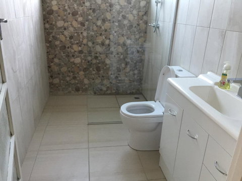 Riverbank Villa - Your Accommodation 24