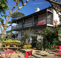 The Dragonfly - Your Accommodation