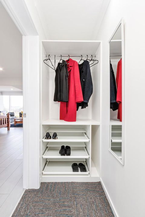 Views Forever - Devonport - Your Accommodation 10