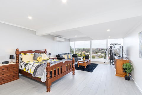 Views Forever - Devonport - Your Accommodation 2
