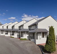 Elphin Motel  Serviced Apartments - Your Accommodation