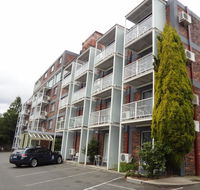 Adina Place Motel Apartments - Your Accommodation