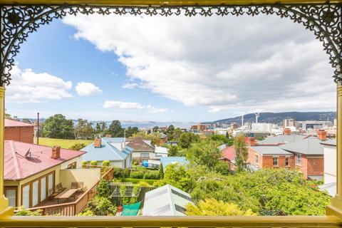 The Corinda Collection - Your Accommodation 15