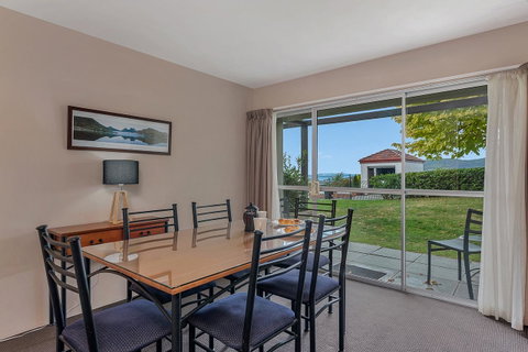 Bay View Villas - Your Accommodation 9