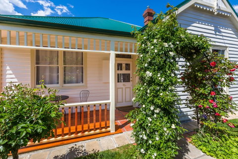 Rosehaven Cottage - Your Accommodation 17