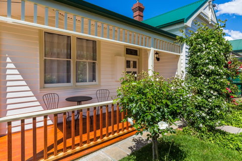 Rosehaven Cottage - Your Accommodation 11