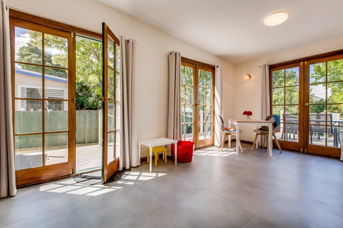Rosehaven Cottage - Your Accommodation 8