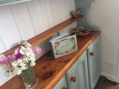 Driftwood-Cottage - Your Accommodation 6