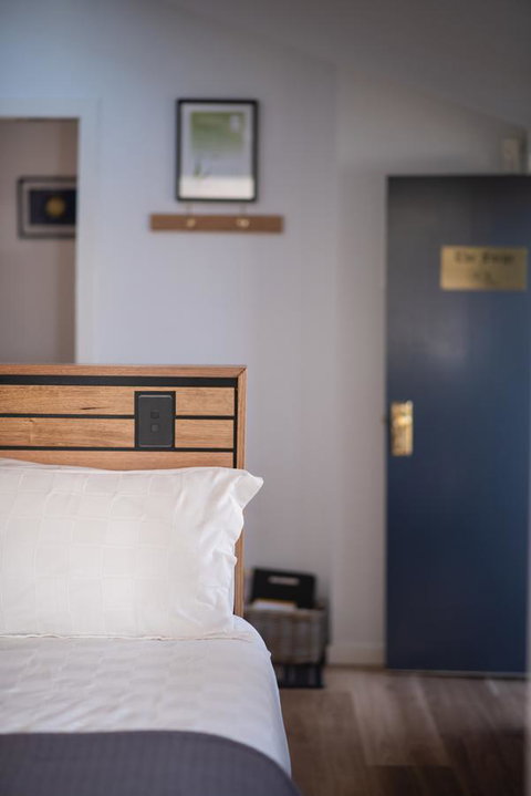Sanctum Boutique Apartments - Your Accommodation 8