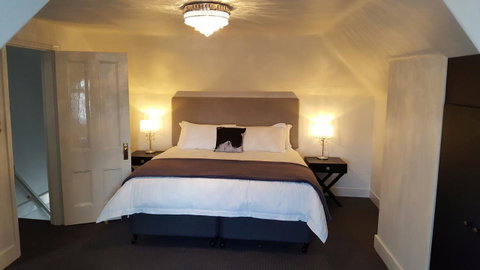 Sanctum Boutique Apartments - Your Accommodation 41
