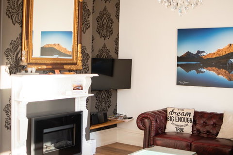 Sanctum Boutique Apartments - Your Accommodation 33