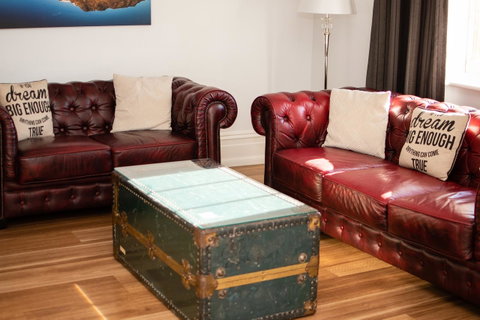 Sanctum Boutique Apartments - Your Accommodation 36