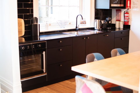 Sanctum Boutique Apartments - Your Accommodation 27