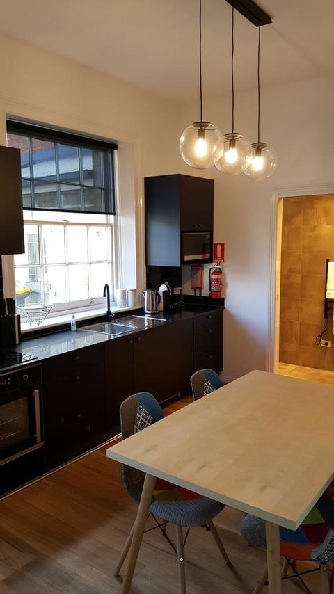 Sanctum Boutique Apartments - Your Accommodation 24