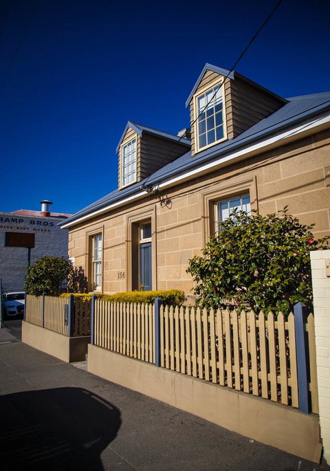 Sanctum Boutique Apartments - Your Accommodation 13