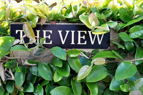 Belton Apartments-Hedge Cottage - Your Accommodation 16