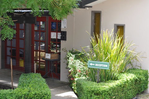 Oyster Cove Chalet - Your Accommodation 20