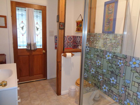 Post House Cottage - Your Accommodation 11